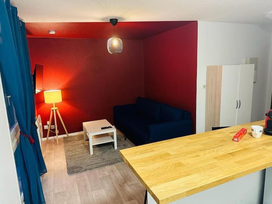 Апартаменты Studio Centre Avec Wifi Мюлуз Экстерьер фото